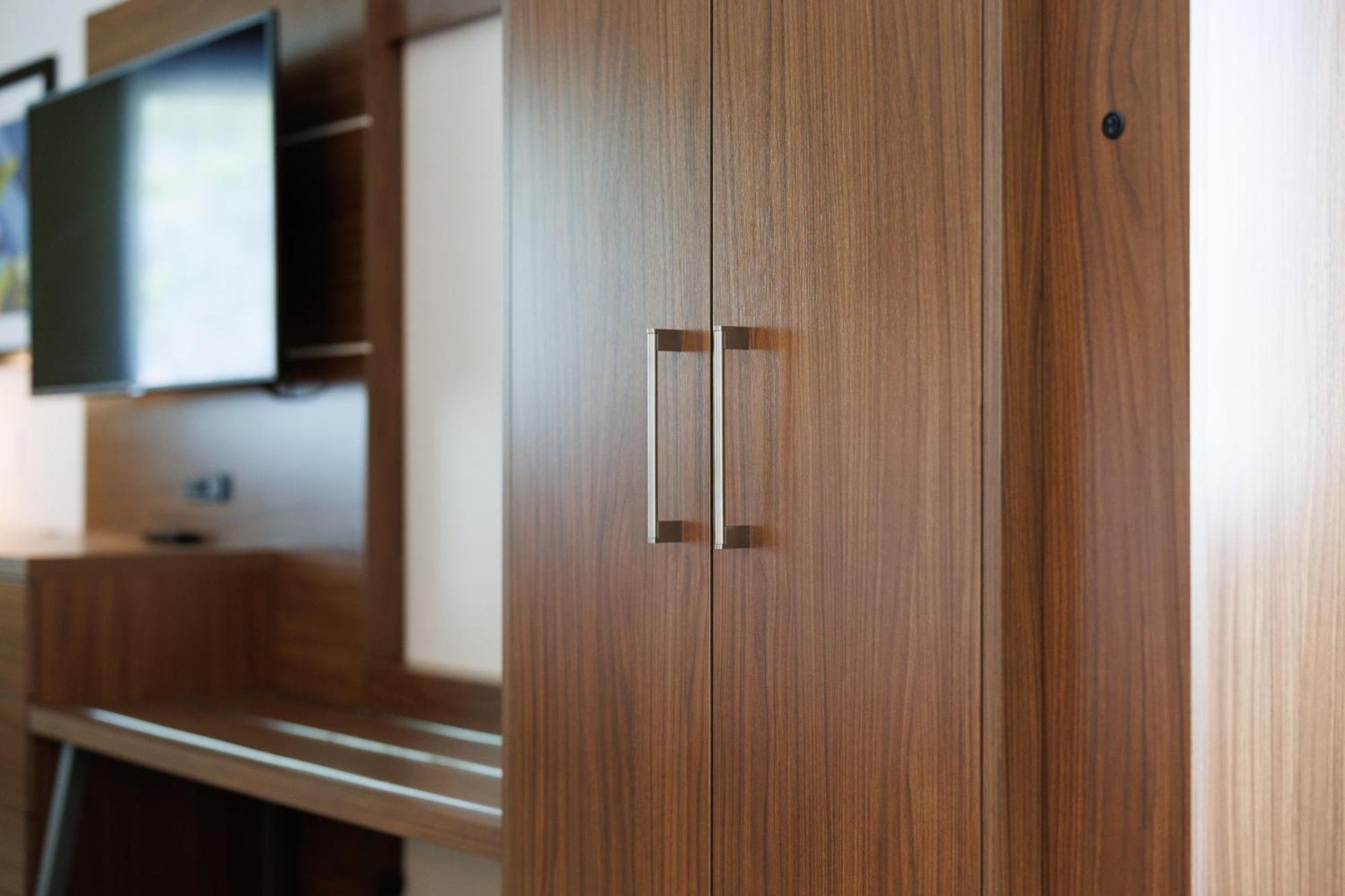 Holiday Inn Express & Suites Mountain View Silicon Valley By Ihg Exterior foto