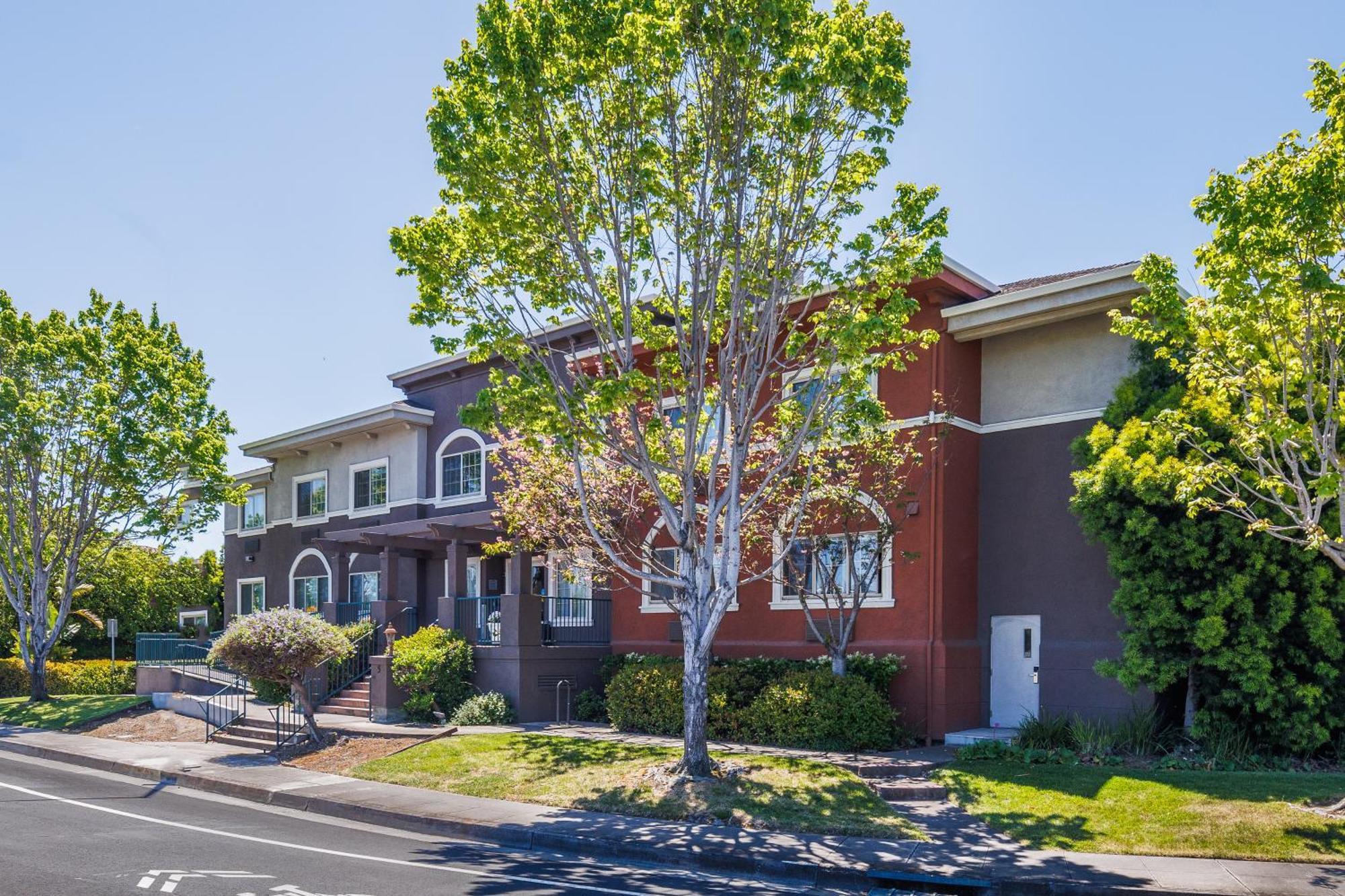Holiday Inn Express & Suites Mountain View Silicon Valley By Ihg Exterior foto