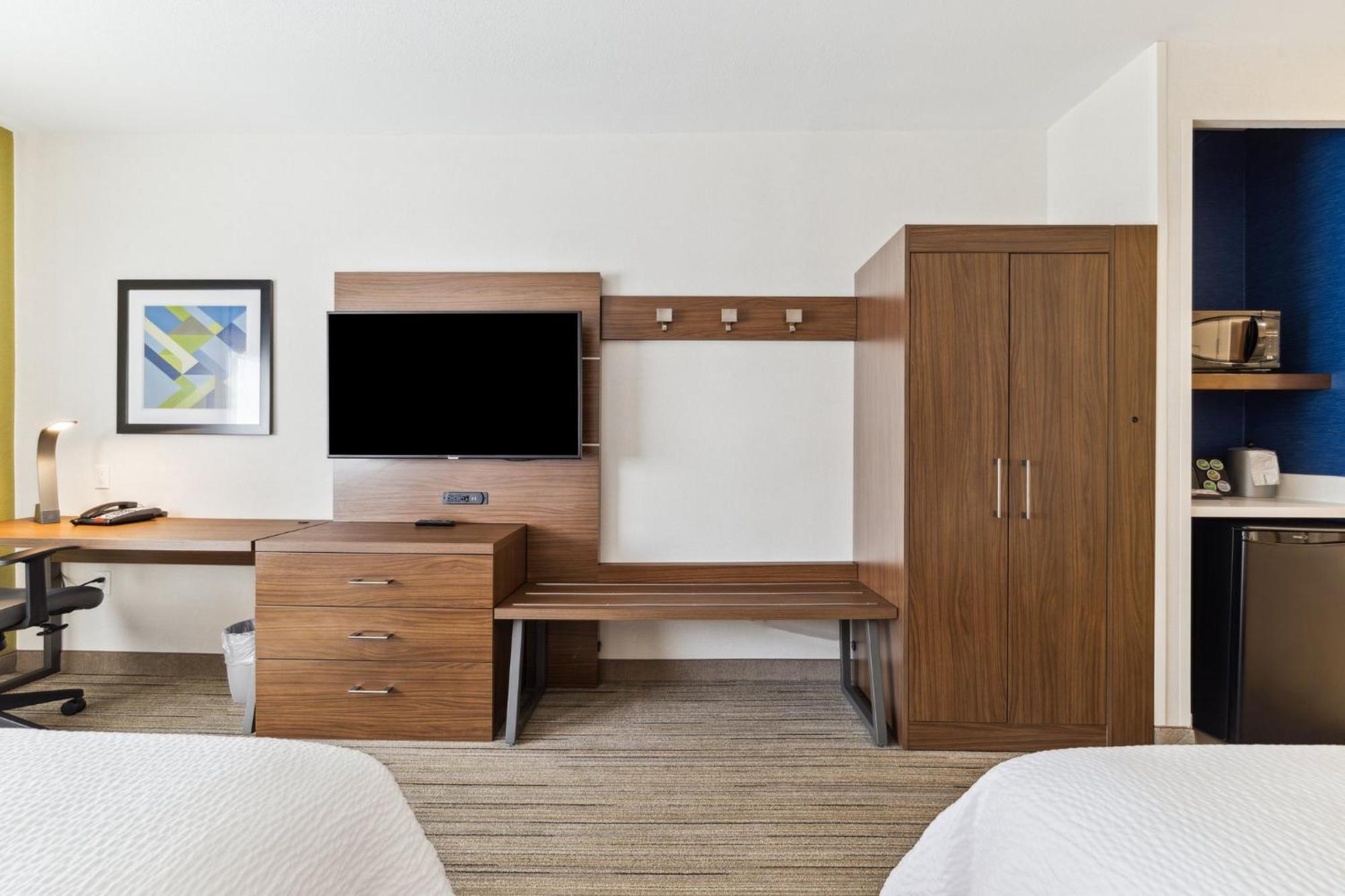 Holiday Inn Express & Suites Mountain View Silicon Valley By Ihg Exterior foto