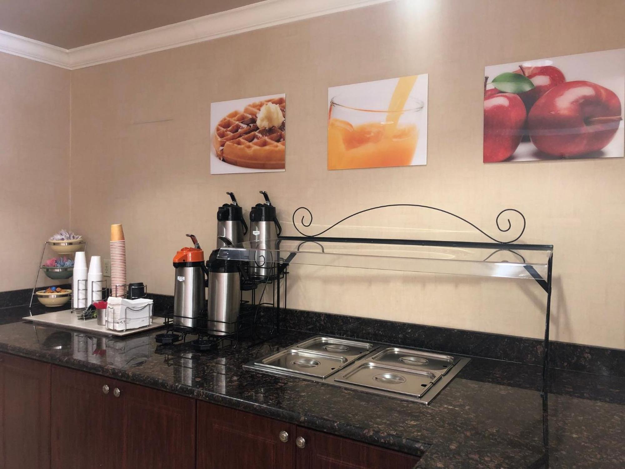 Holiday Inn Express & Suites Mountain View Silicon Valley By Ihg Exterior foto